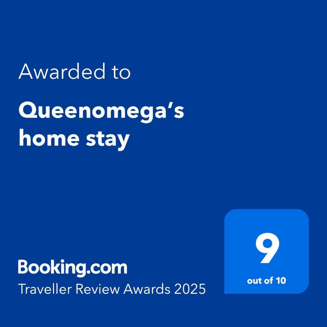 Queenomega'S Home Stay Лондон Екстериор снимка